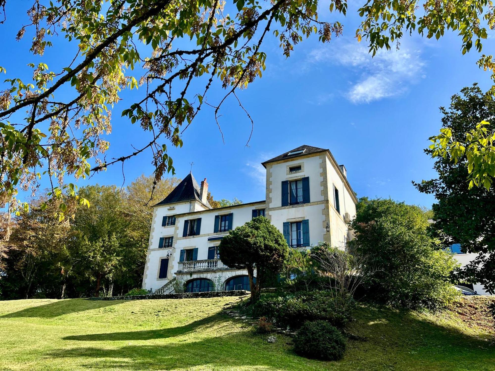 Готель Richard Lequet Domaine Gastronomique Du Val D Atur Boulazac Isle Manoire Екстер'єр фото